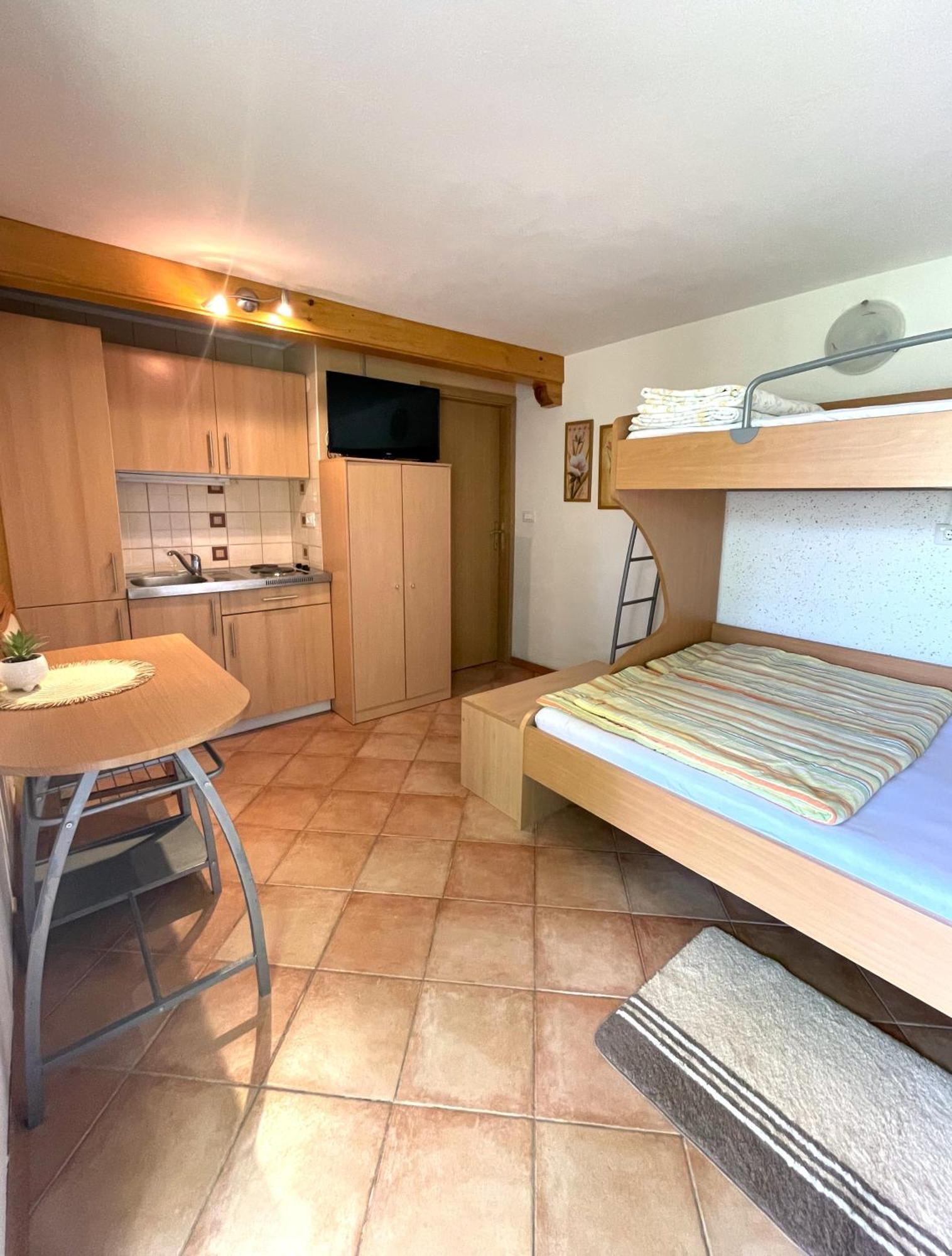 Apartma Savan トールミン エクステリア 写真